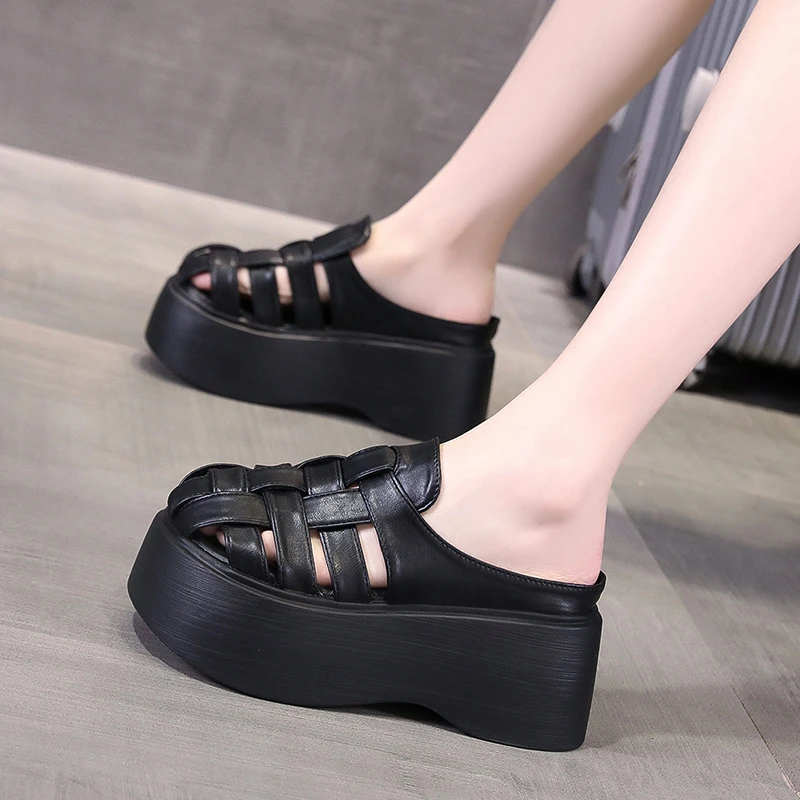 8cm内增高半拖鞋女外穿2025夏新款超火厚底包头一脚蹬编织凉拖鞋