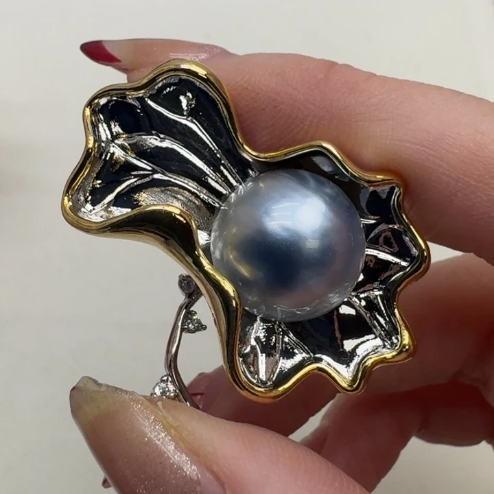 拼合珍珠（马贝珠）胸针未镶嵌