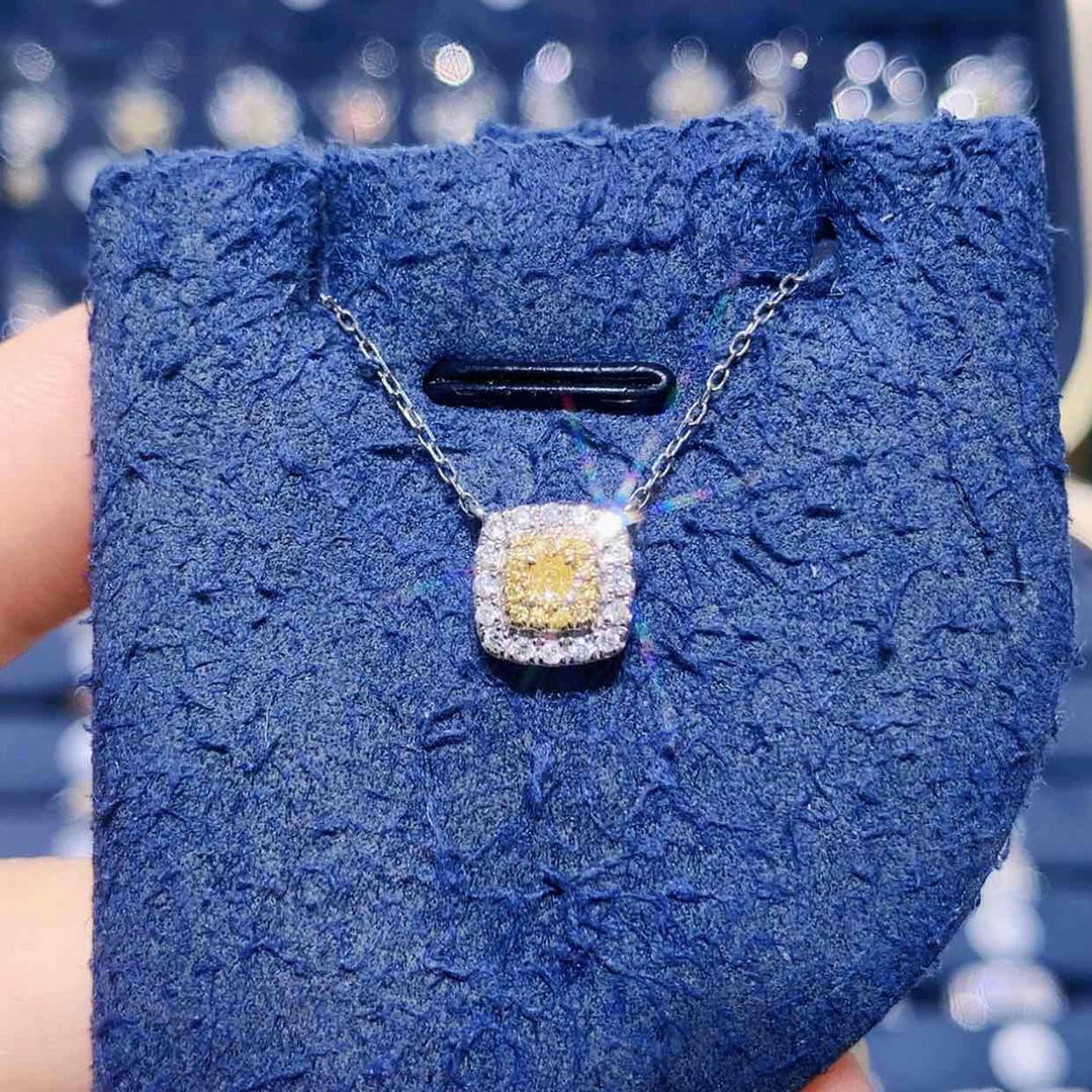 【闪购商品】颈饰18K金镶嵌钻石黄钻方糖项链