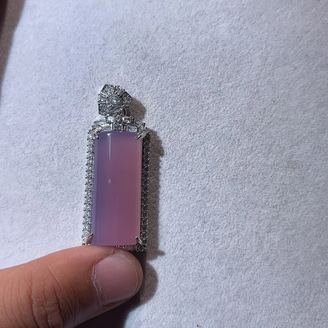 韧****玛瑙/玉髓吊坠(不含链)合金