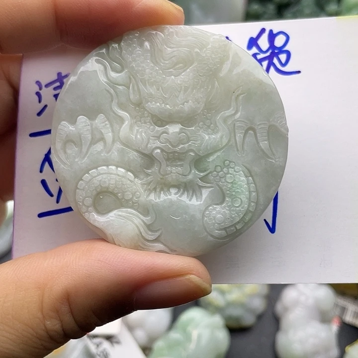 颈饰未镶嵌翡翠天然翡翠