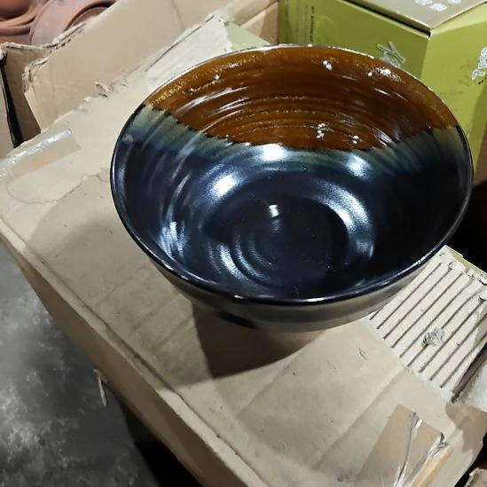 赖***安绿泥盘子碗茶壶啥都有