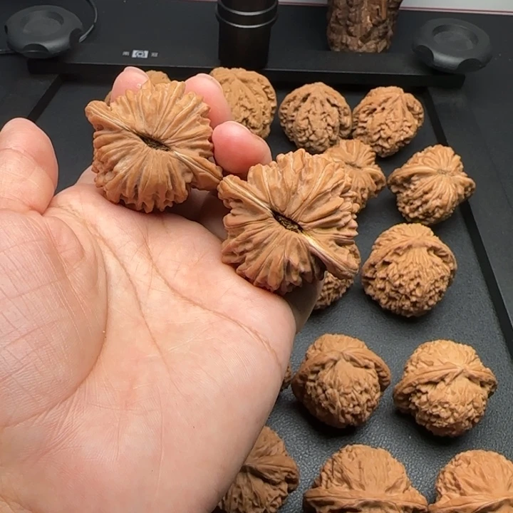 核桃把件43全品四座楼