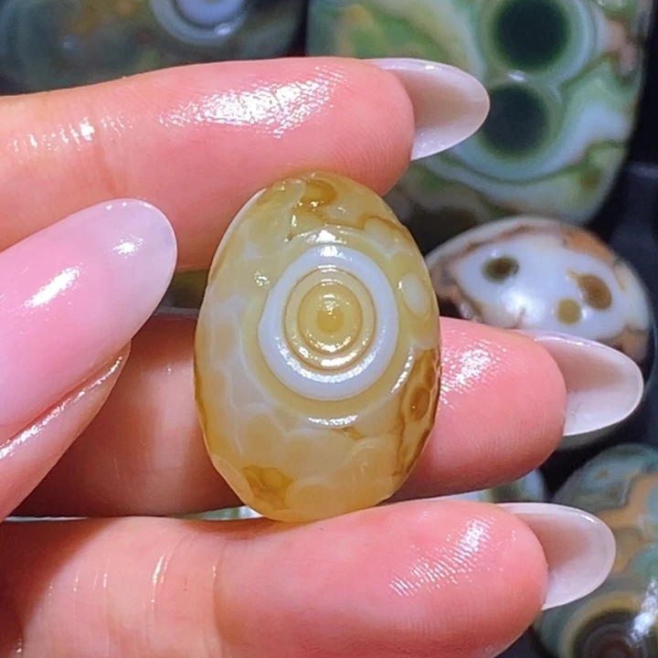 玛瑙/玉髓玛瑙吊坠未镶嵌