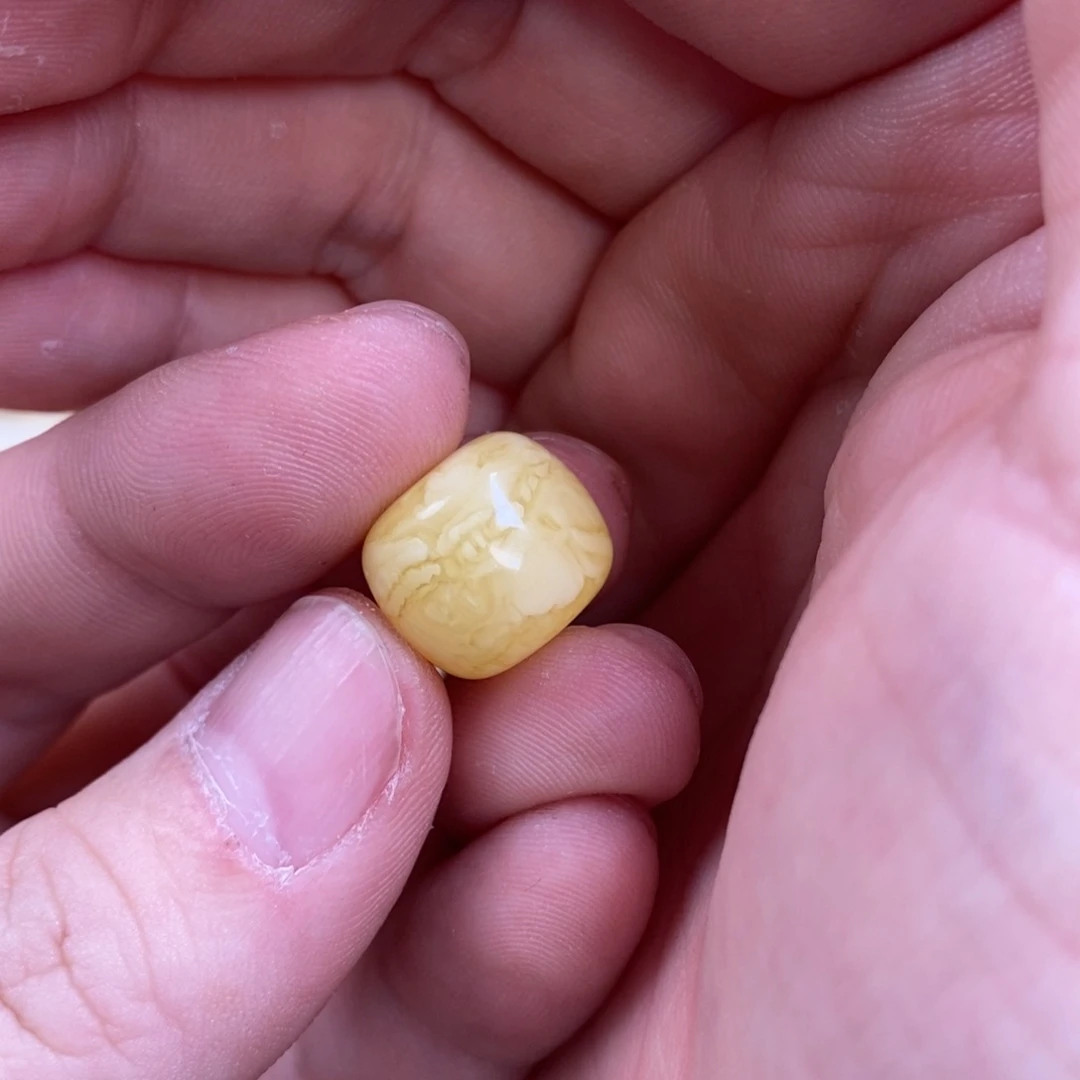 蜜蜡裸石未镶嵌朱*@配饰