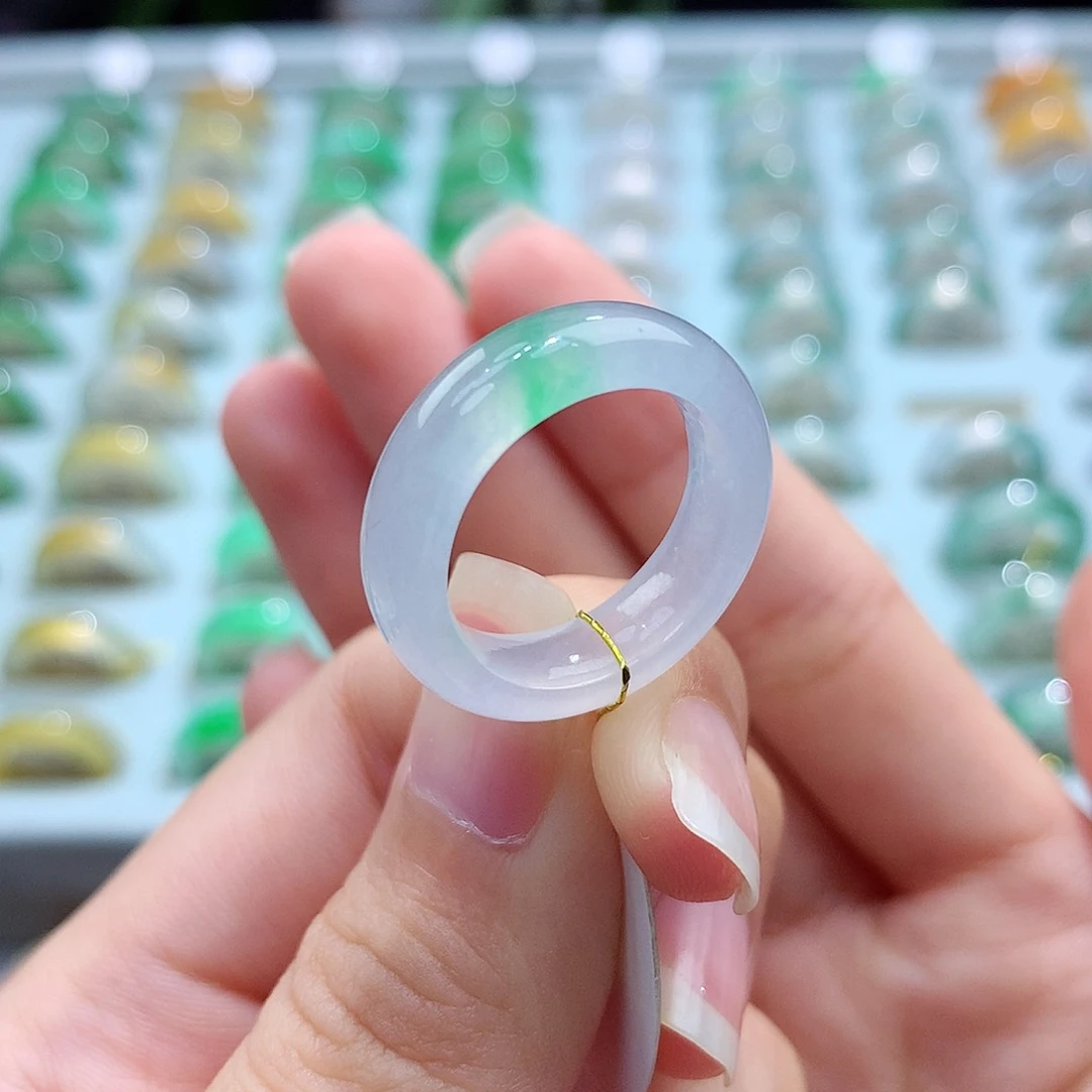 翡翠戒指未镶嵌12圈