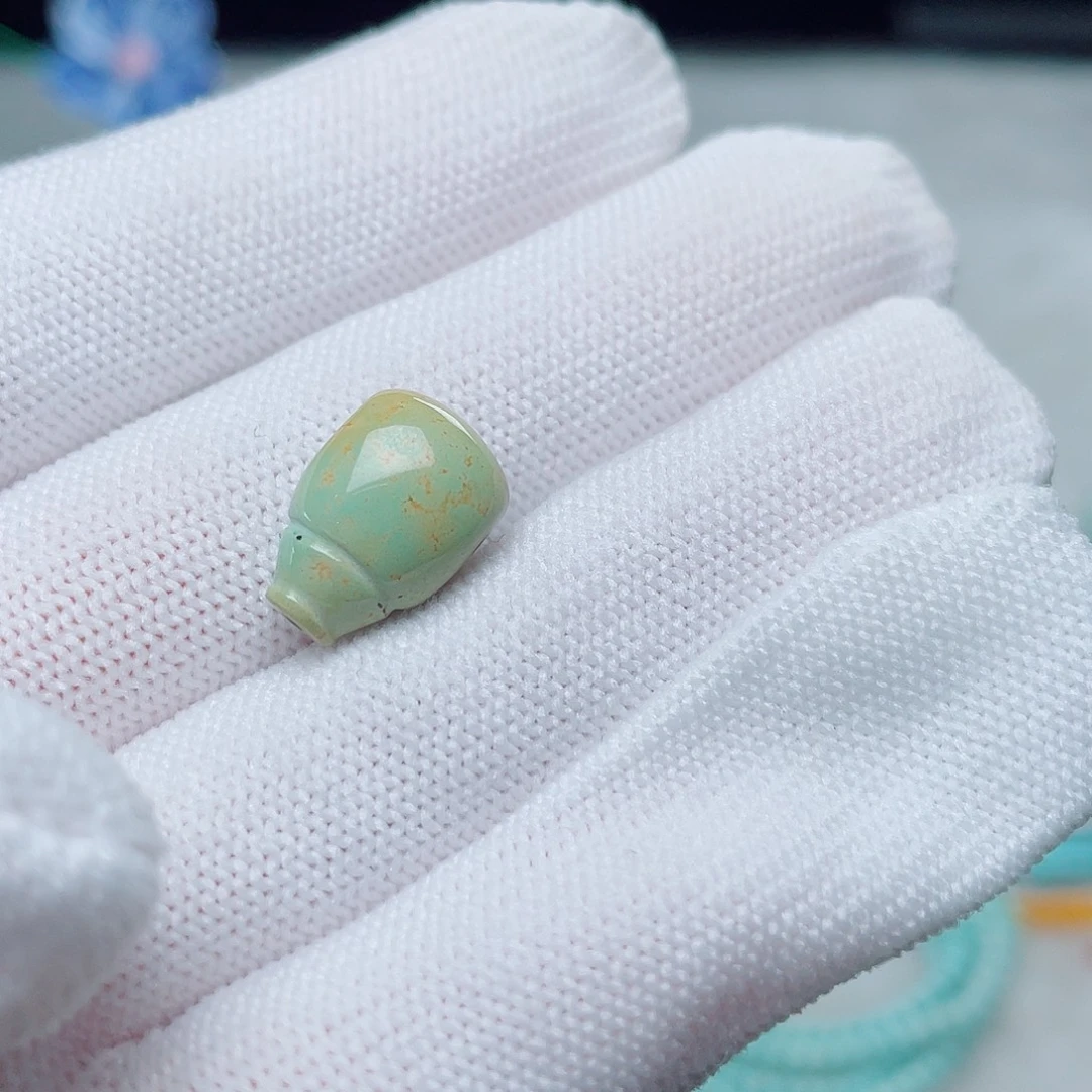 琳***绿松石未镶嵌珠宝奇石