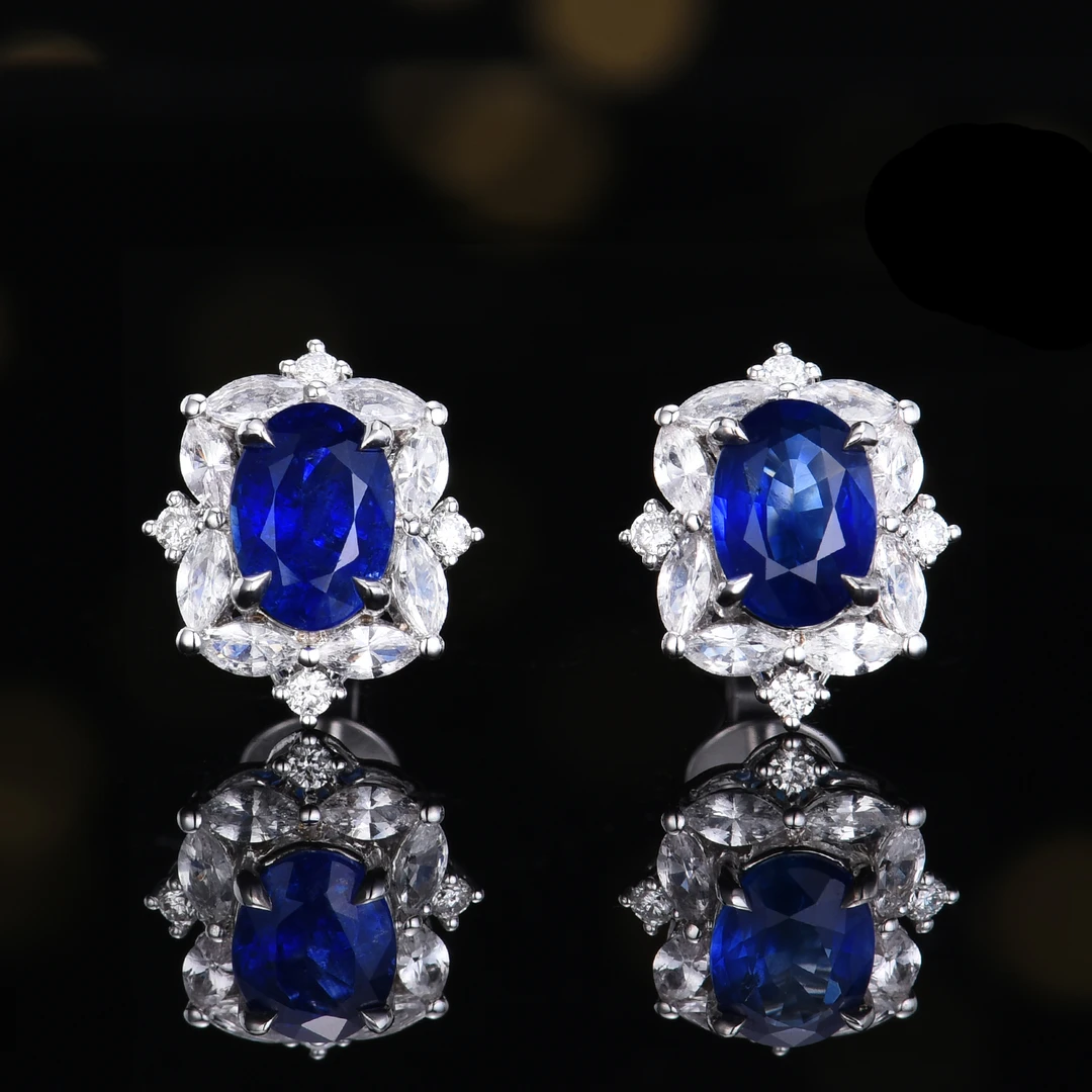 曼妙风情优晶体通透18K金镶嵌天然蓝宝石耳钉