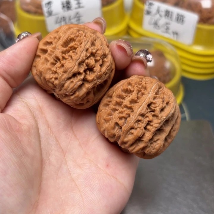 文玩核桃吊坠42-26802-02