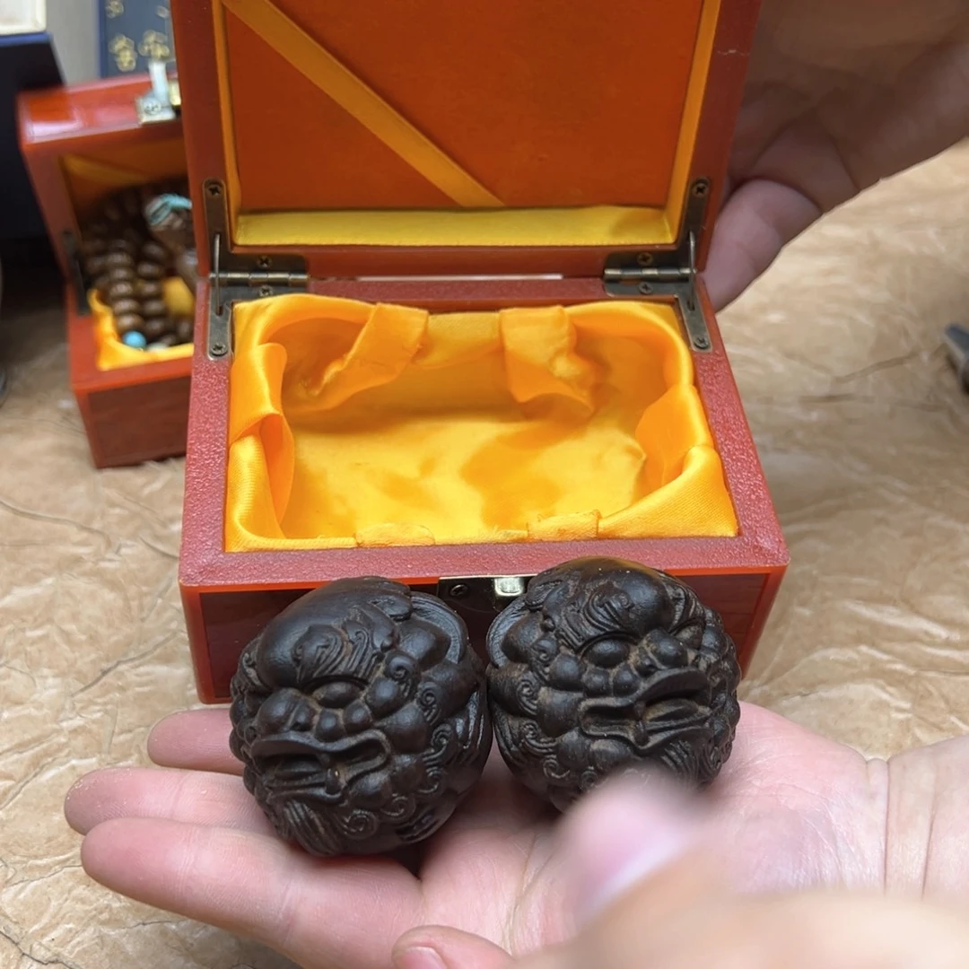 大叶紫檀（黑酸枝木类）