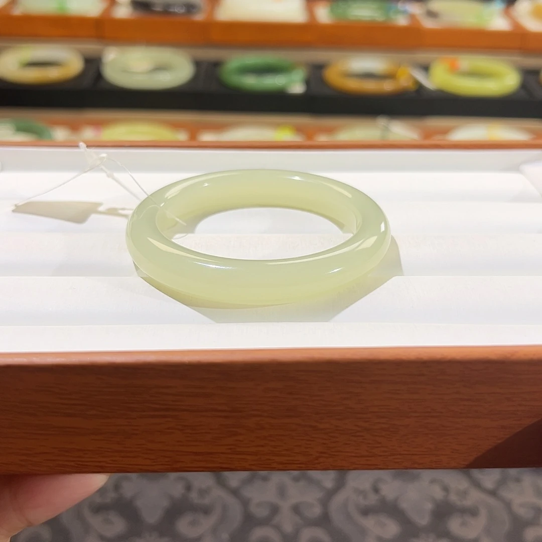 和田玉手镯未镶嵌  【冰晴】