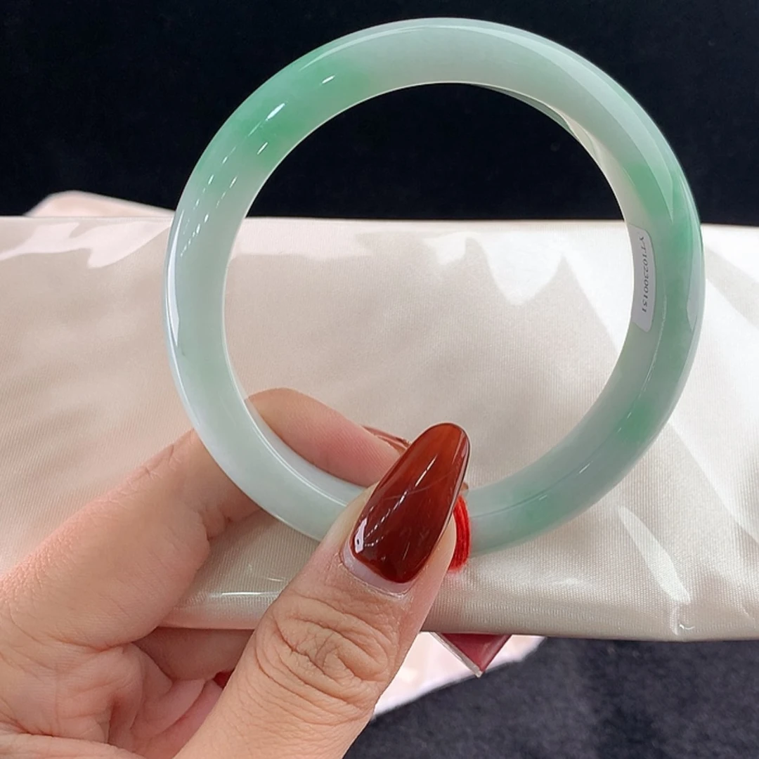 【闪购商品】未镶嵌手镯翡翠正63