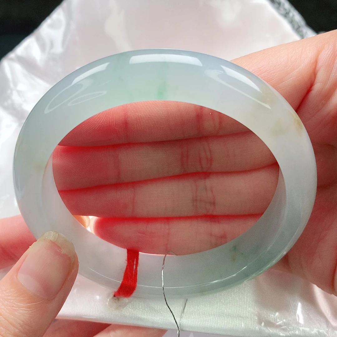 翡翠未镶嵌手镯56圈