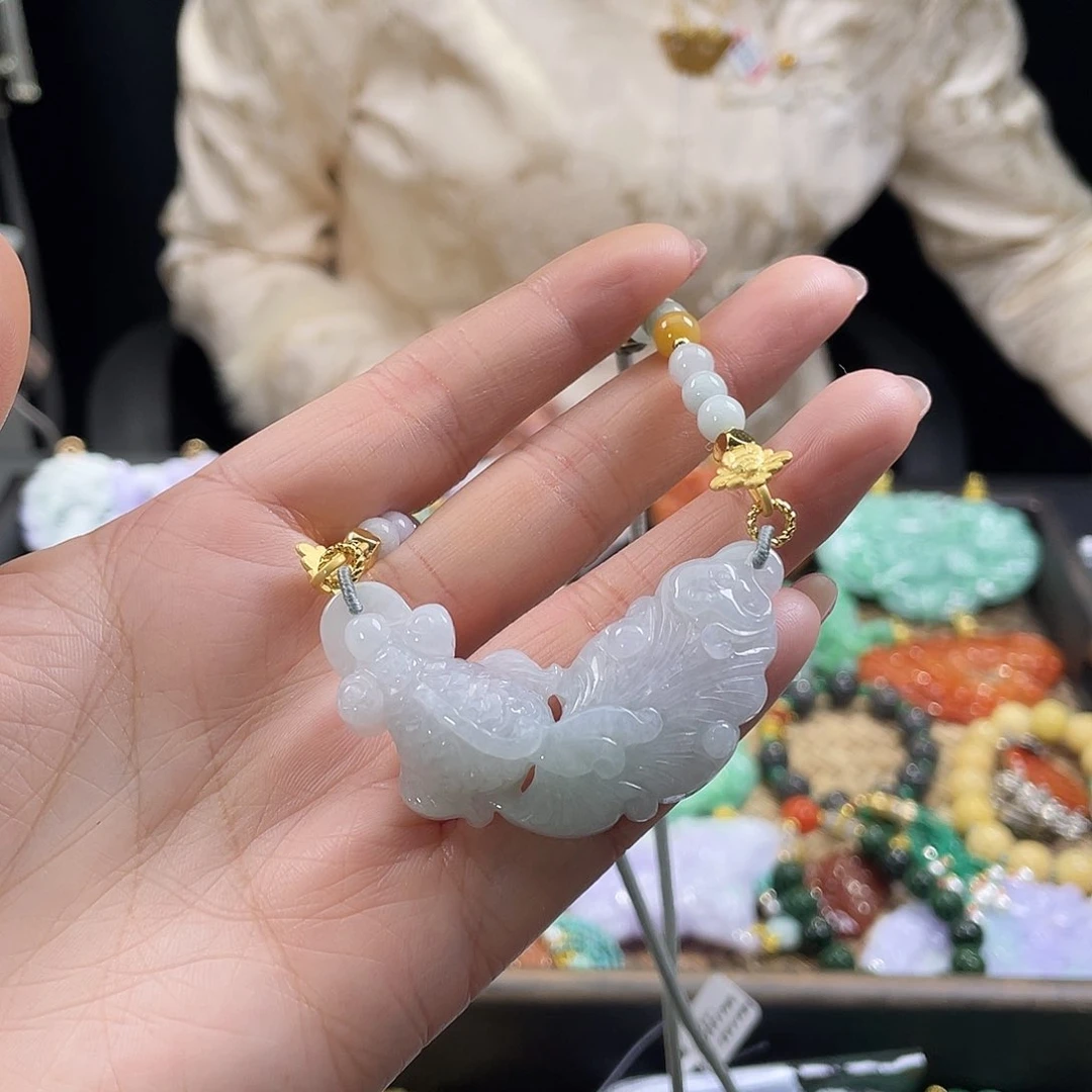 翡翠颈饰未镶嵌代编织