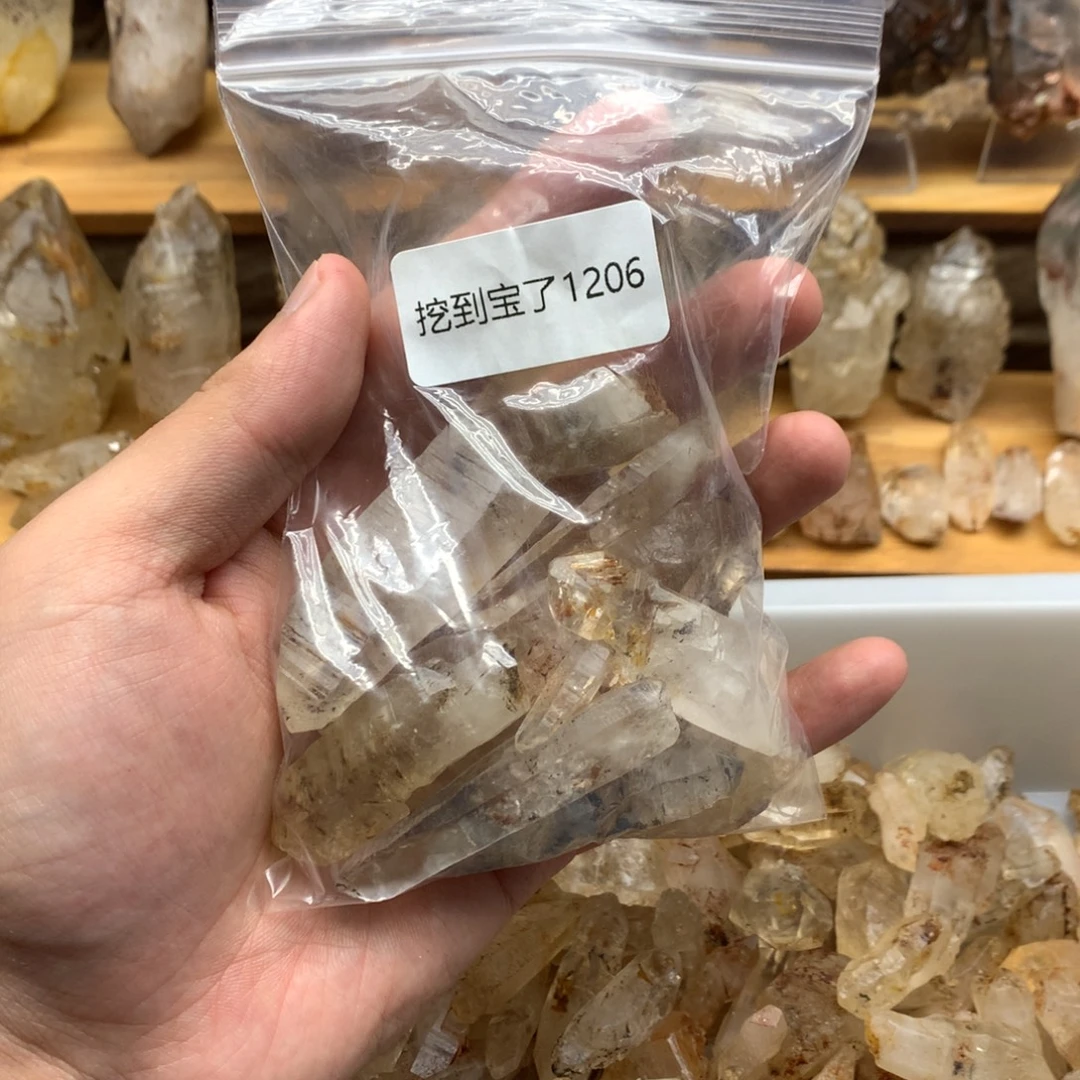 桥***N未镶嵌珠宝半成品水晶