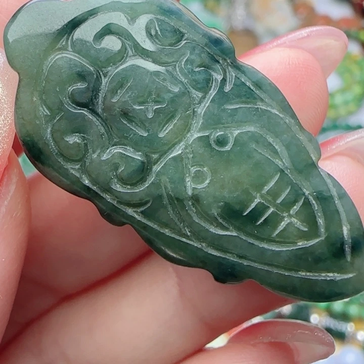 翡翠未镶嵌颈饰天然A货64