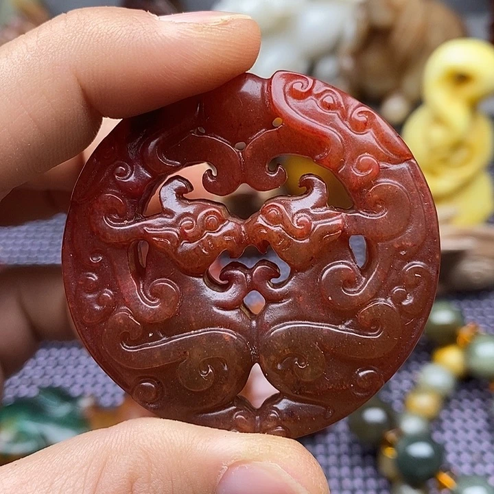 未镶嵌蛇纹石玉颈饰
