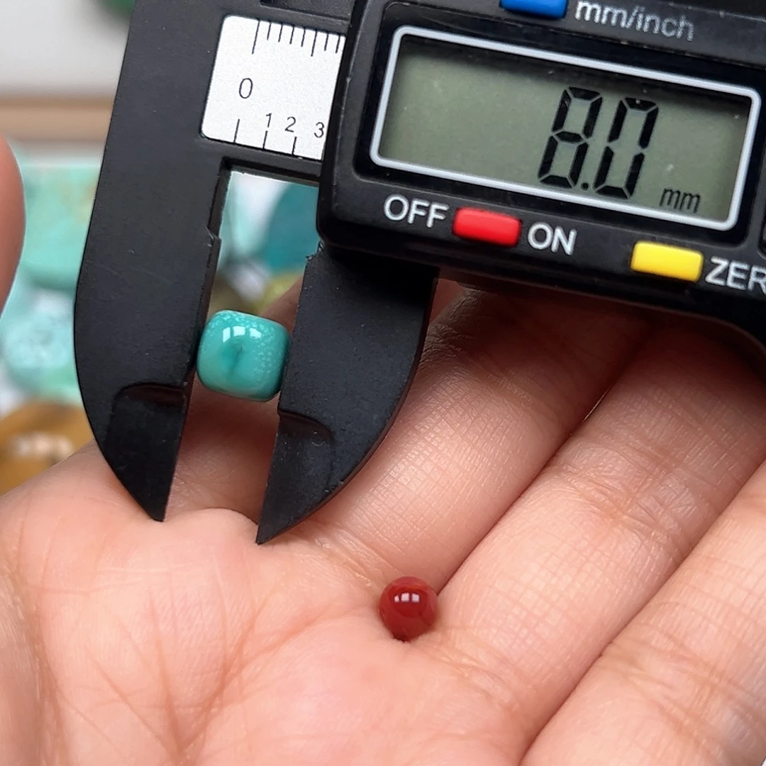 南红玛瑙未镶嵌珠宝奇石