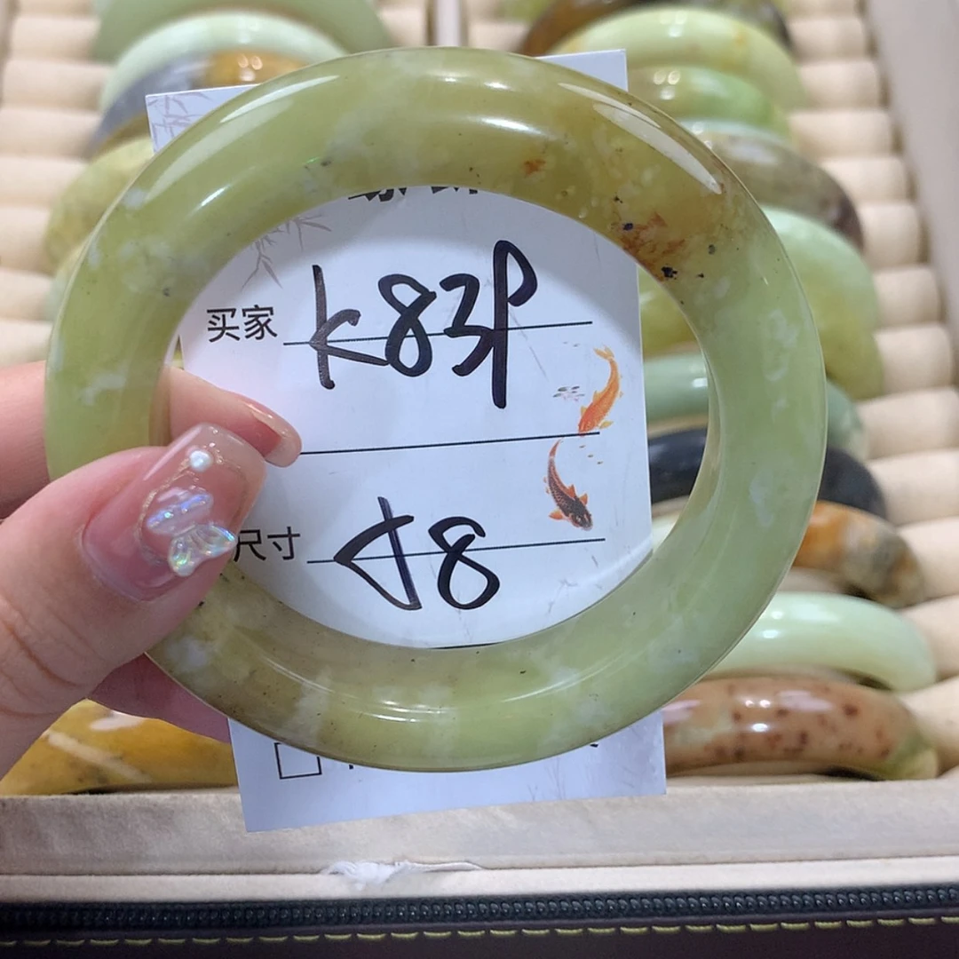 【闪购商品】未镶嵌蛇纹石玉手镯
