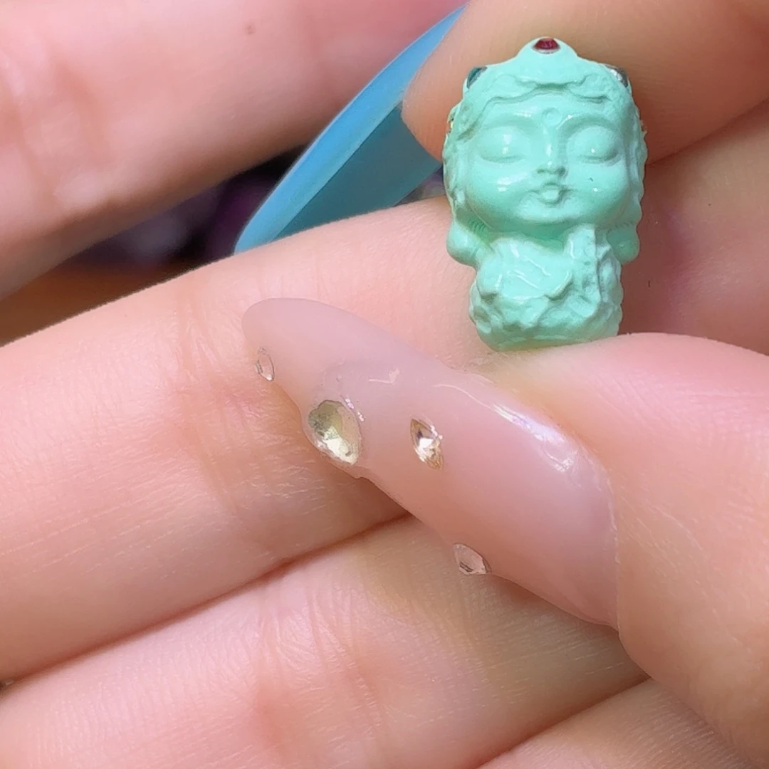 查罗石合金豆豆连