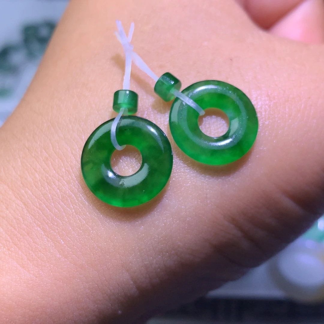 佐***店定制翡翠未镶嵌翡翠