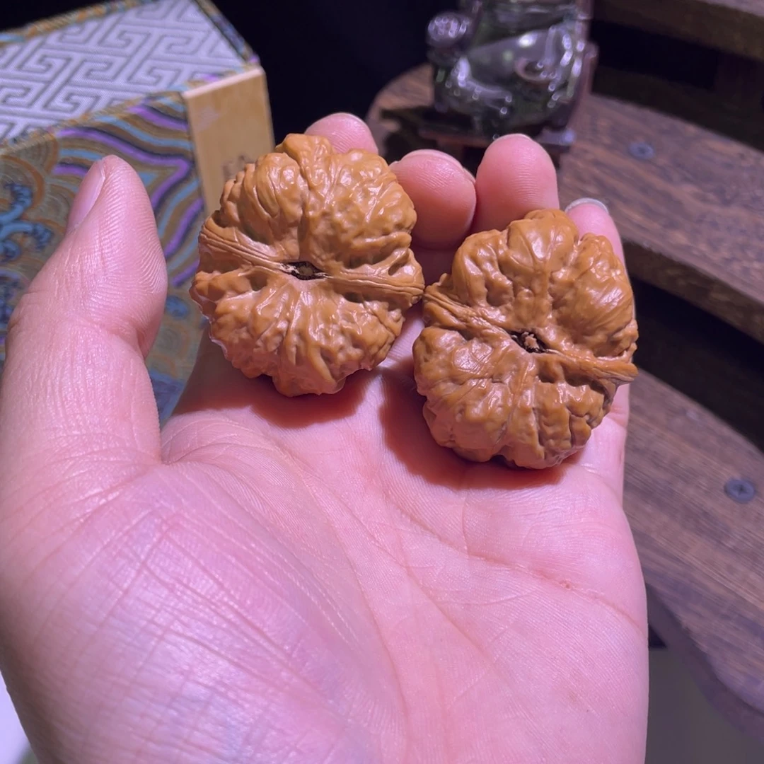 承***瑭吊坠文玩核桃蛤蟆