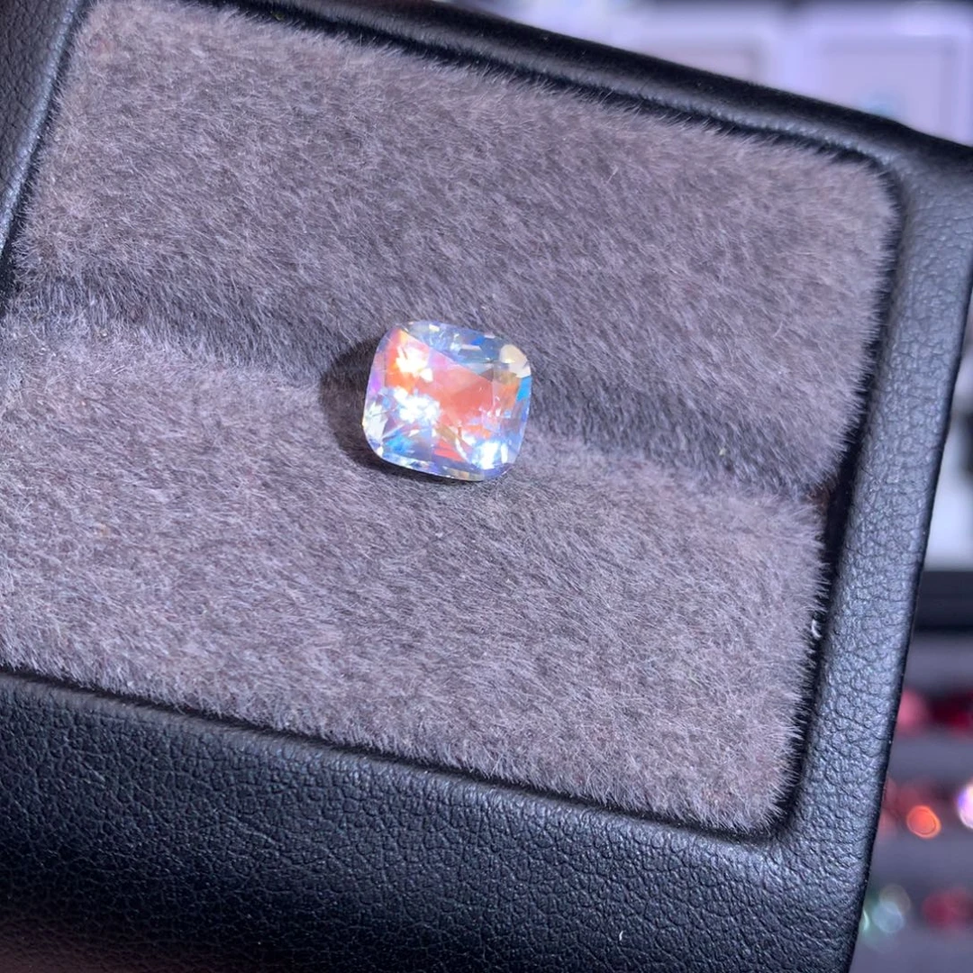 月光石裸石2.395ct