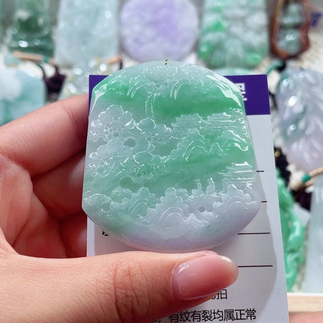颈饰未镶嵌翡翠山水