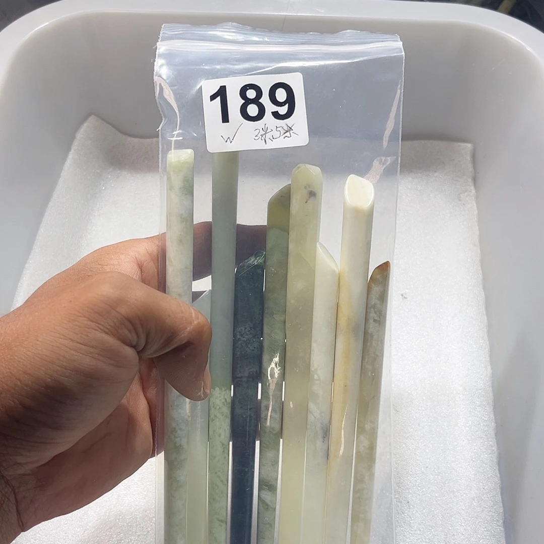 W***-蛇纹石玉未镶嵌发簪