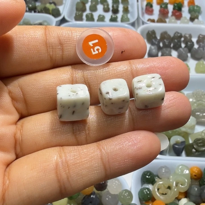 未镶嵌和田玉珠宝半成品