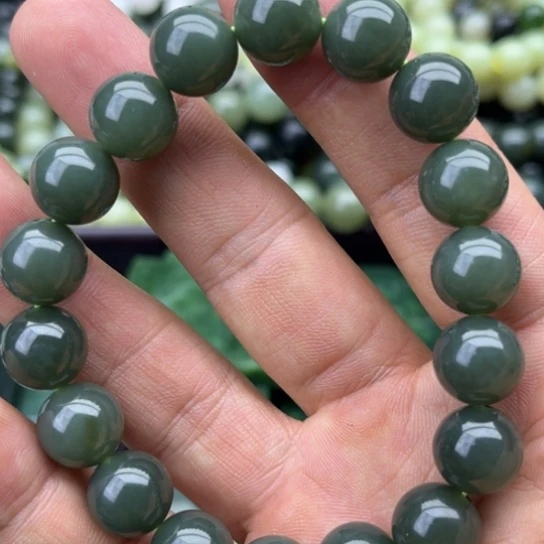 和田玉未镶嵌珠宝半成品