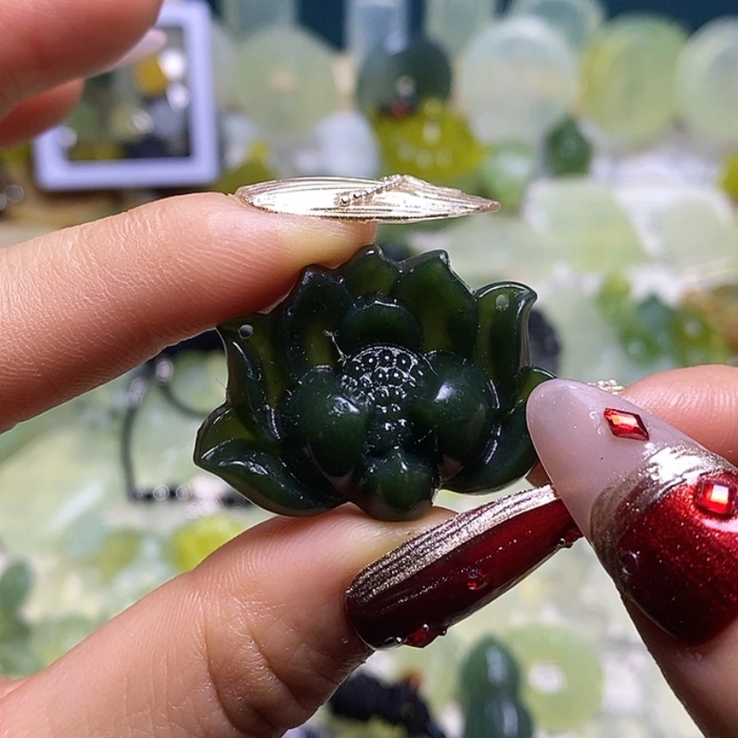 【闪购商品】蛇纹石玉颈饰未镶嵌