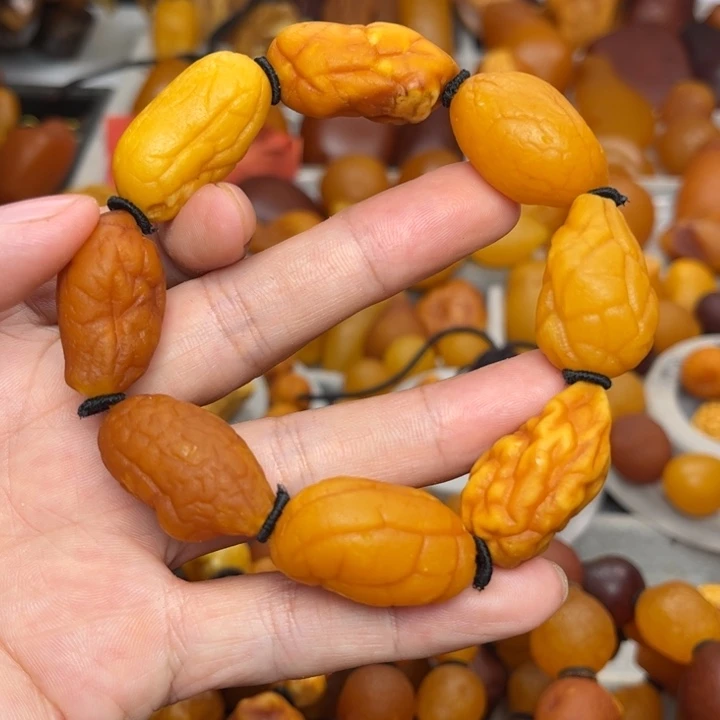 琥珀未镶嵌裸石天然蜜蜡手串