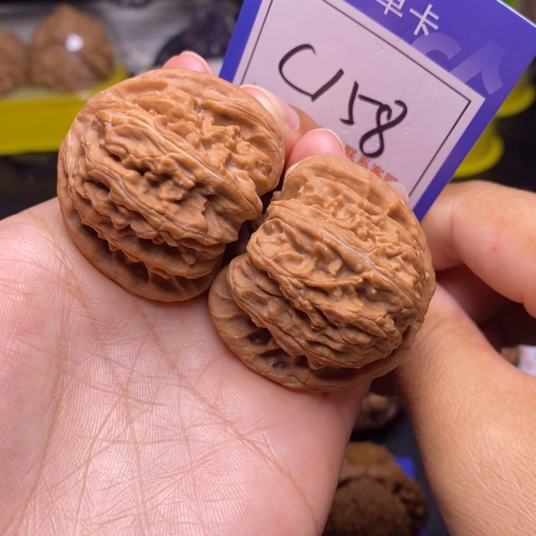 把件桃核40全品三角白c158