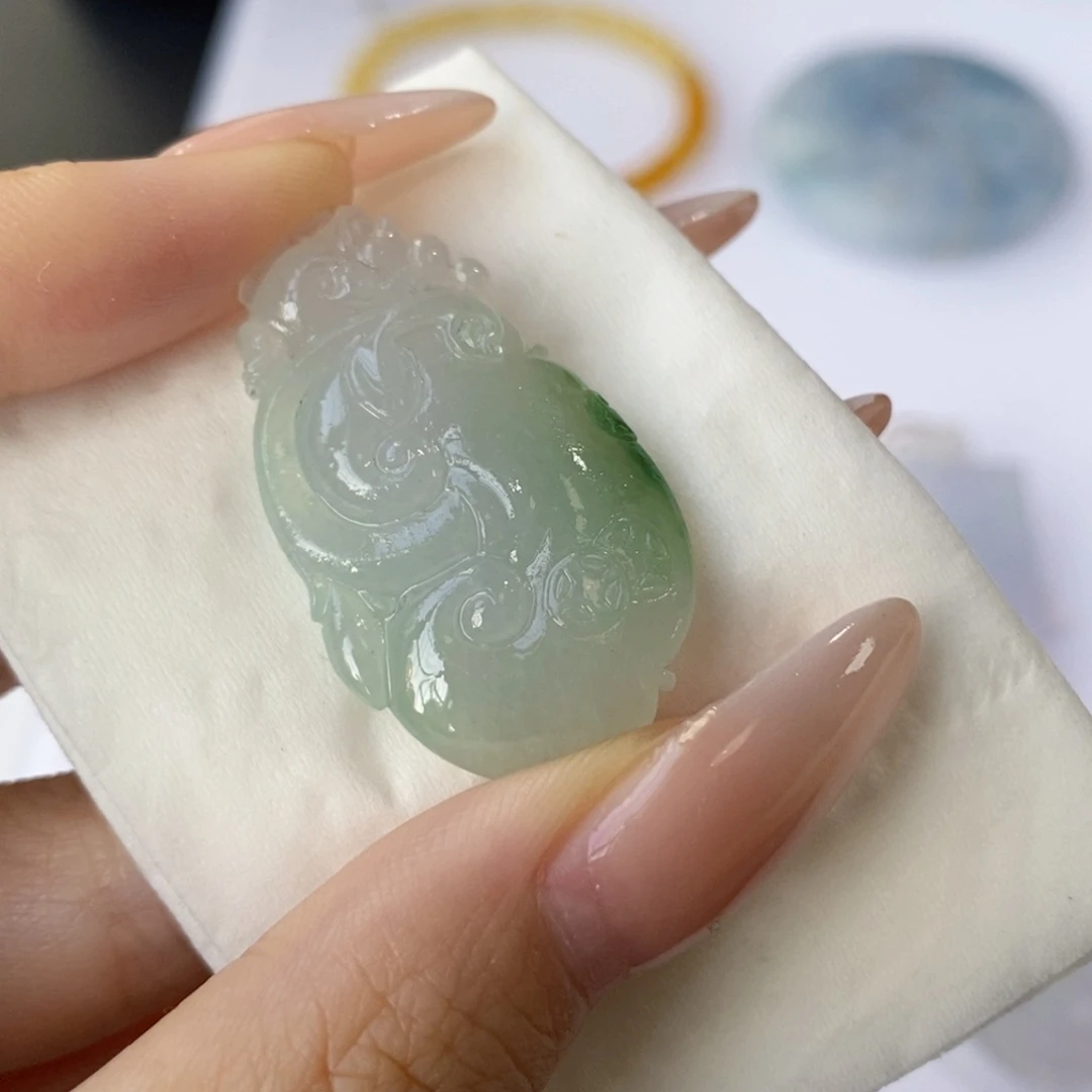 未镶嵌定制翡翠如意