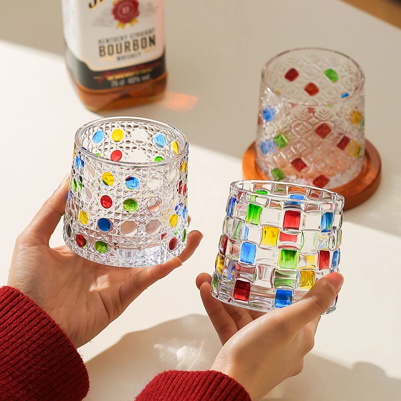 川岛屋威士忌酒杯高级感洋酒杯家用旋转不倒翁玻璃啤酒杯子高颜值