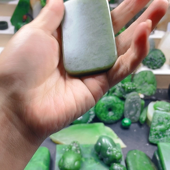 红***客未镶嵌和田玉珠宝半成品