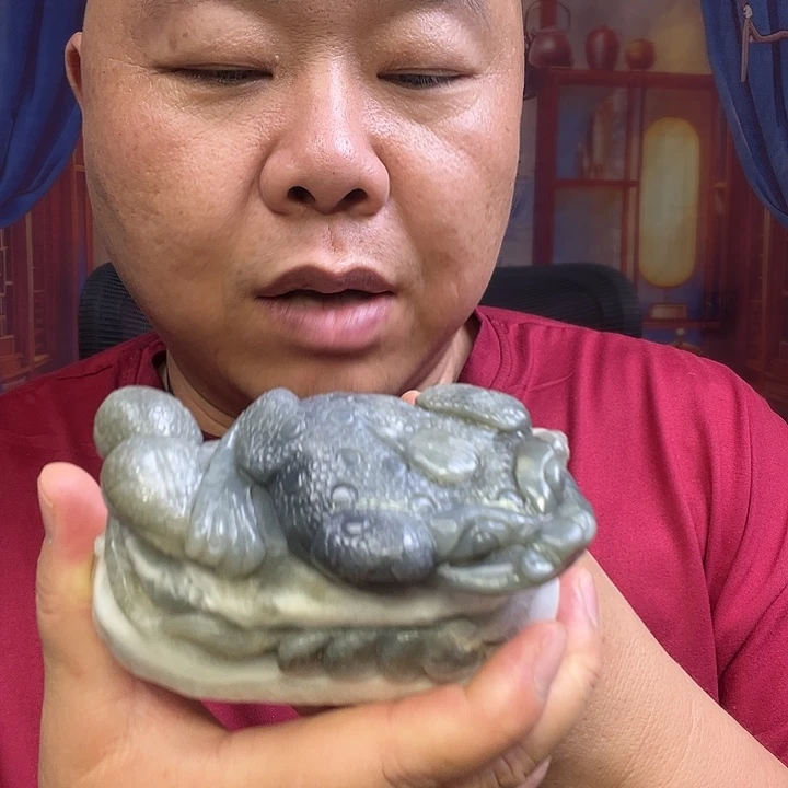 颈饰未镶嵌和田玉三脚金蟾拖钱袋子