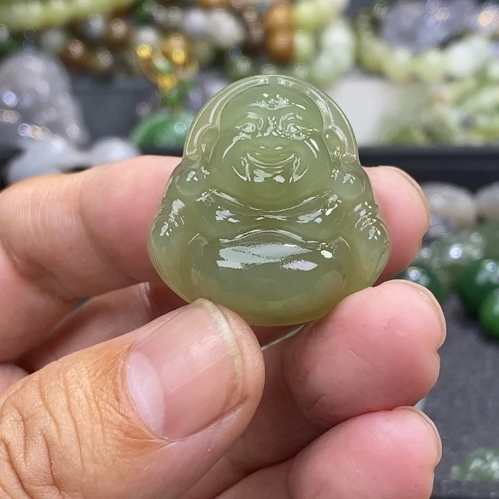 燕***远和田玉未镶嵌颈饰