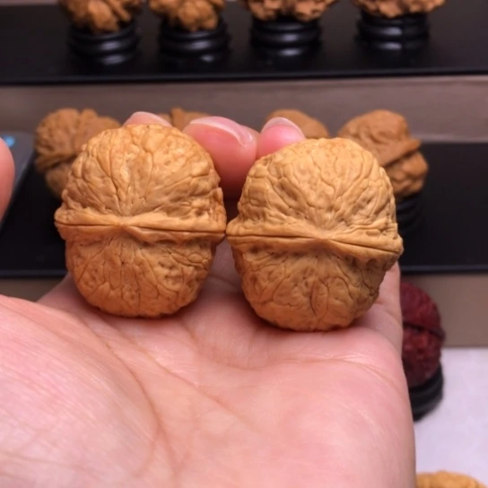 文玩核桃把件金馒头36