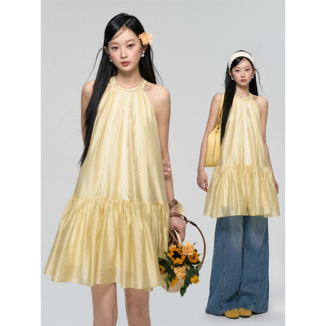 AsGony蕾丝花边露肩挂脖连衣裙女春夏海边度假沙滩蓬松吊带裙