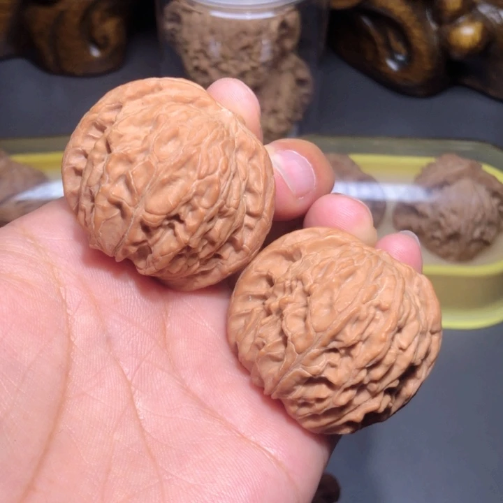 文玩核桃把件40磨盘