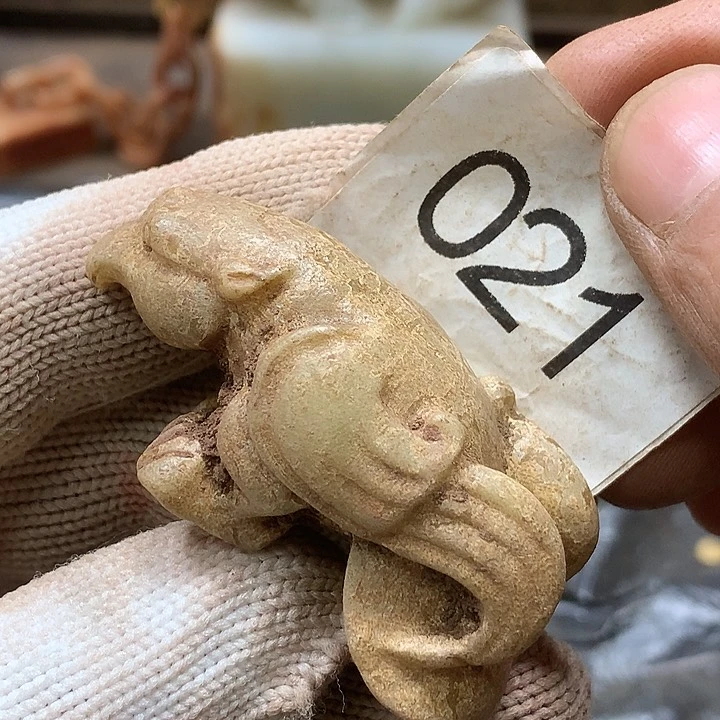 未镶嵌和田玉挂件