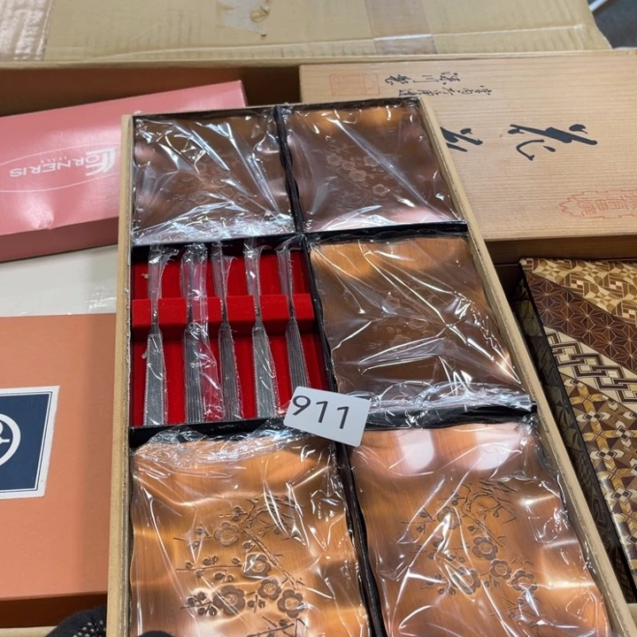 中古物品默认微瑕不退不换