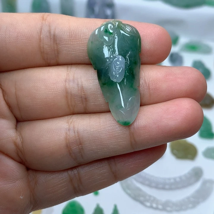 痞***熊翡翠未镶嵌吊坠(不含链)