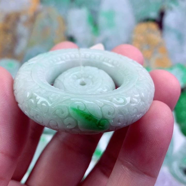 翡翠未镶嵌吊坠(不含链)
