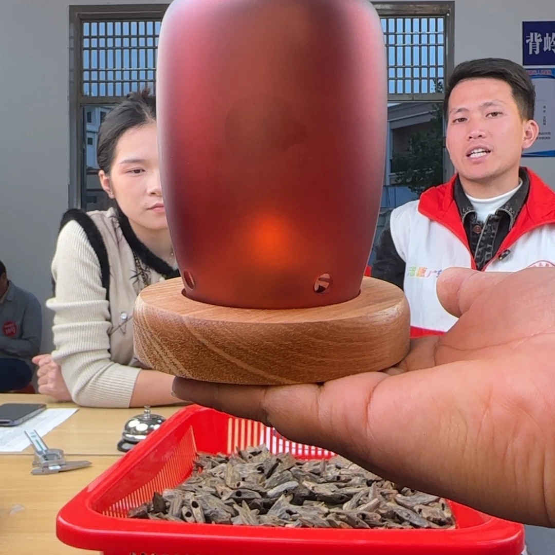 沉香沉香碎屑棋楠熏香炉一套+20只蜡烛多样性发一