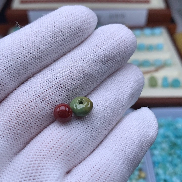 南红玛瑙未镶嵌珠宝奇石