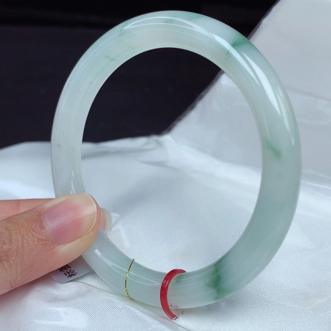 翡翠手镯未镶嵌58圈3524