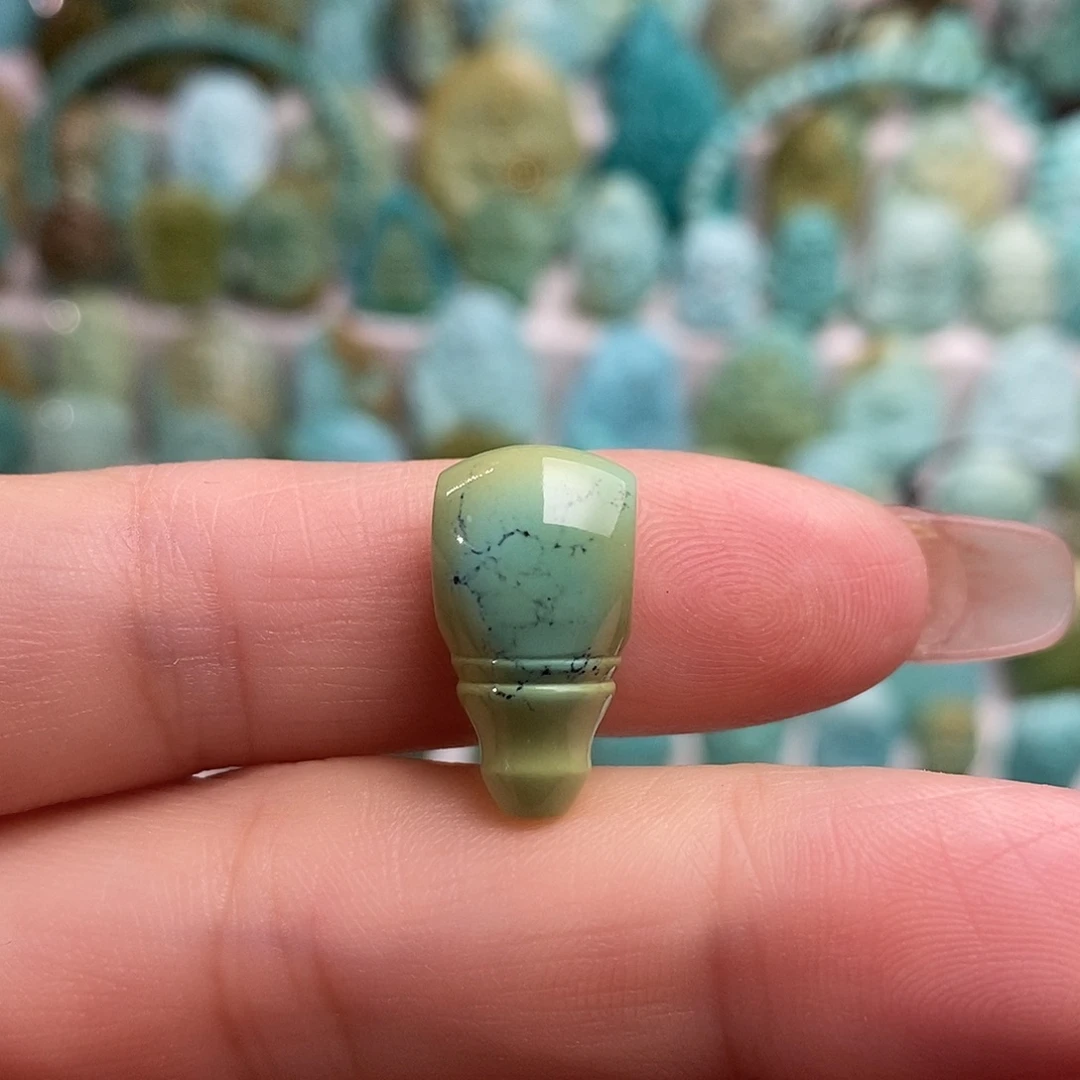 绿松石未镶嵌绿松石